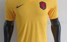 精选品牌足球服优惠，释放你的运动激情