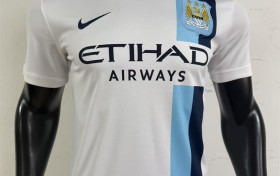 超值品牌足球服促销，打造职业球员范儿