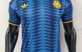 高性能女子足球服推荐，让你赛场更出彩